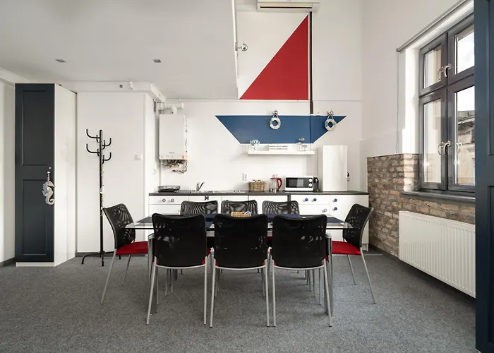 Sleepway - Marina Apartment